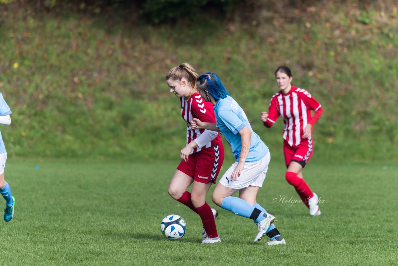 Bild 327 - wBJ TuS Tensfeld - SV Fortuna St. Juergen